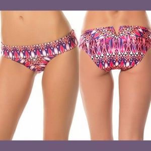 NWT $58 Becca‎ Cathedral Banded Hipster Bikini Bottom [Size XS ]